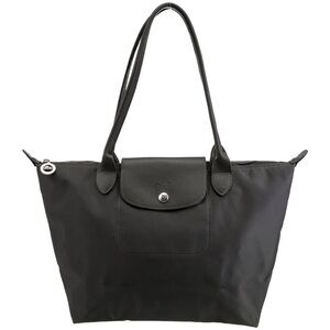 ✨SOLD✨VINTAGE LONGCHAMP BLACK "LE PLIAGE" LONG STRAP LEATHER/NYLON CITY BAG!